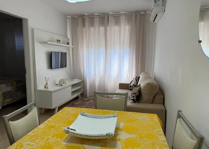 Modern&great Location With Parking Space In J Lindóia
